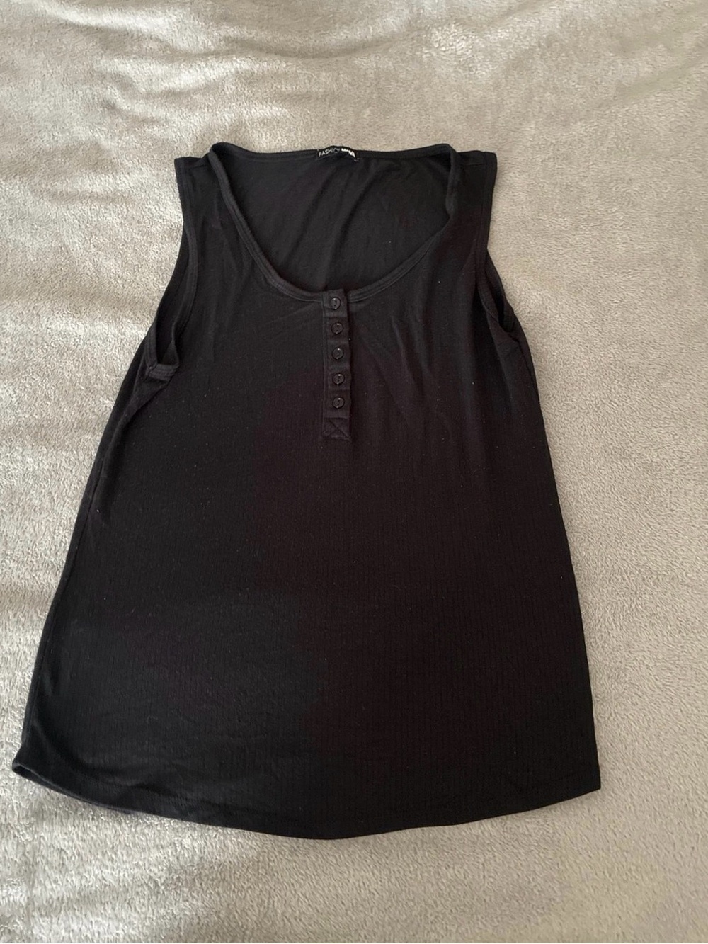 Fashion Nova Black Button-Front Sleeveless Tank